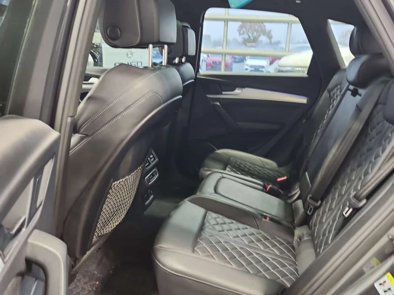 Audi SQ5 * 3.0 Tfsi Quattro Progressiv * CARFAX * , снимка 12 - Автомобили и джипове - 56705482