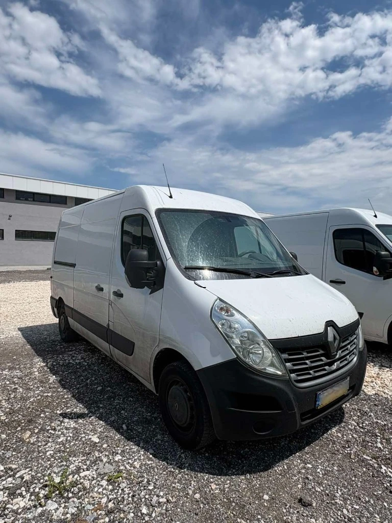 Renault Master, снимка 3 - Бусове и автобуси - 54831869