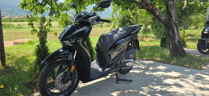 Honda Sh Black Edition, снимка 2 - Мотоциклети и мототехника - 50665635