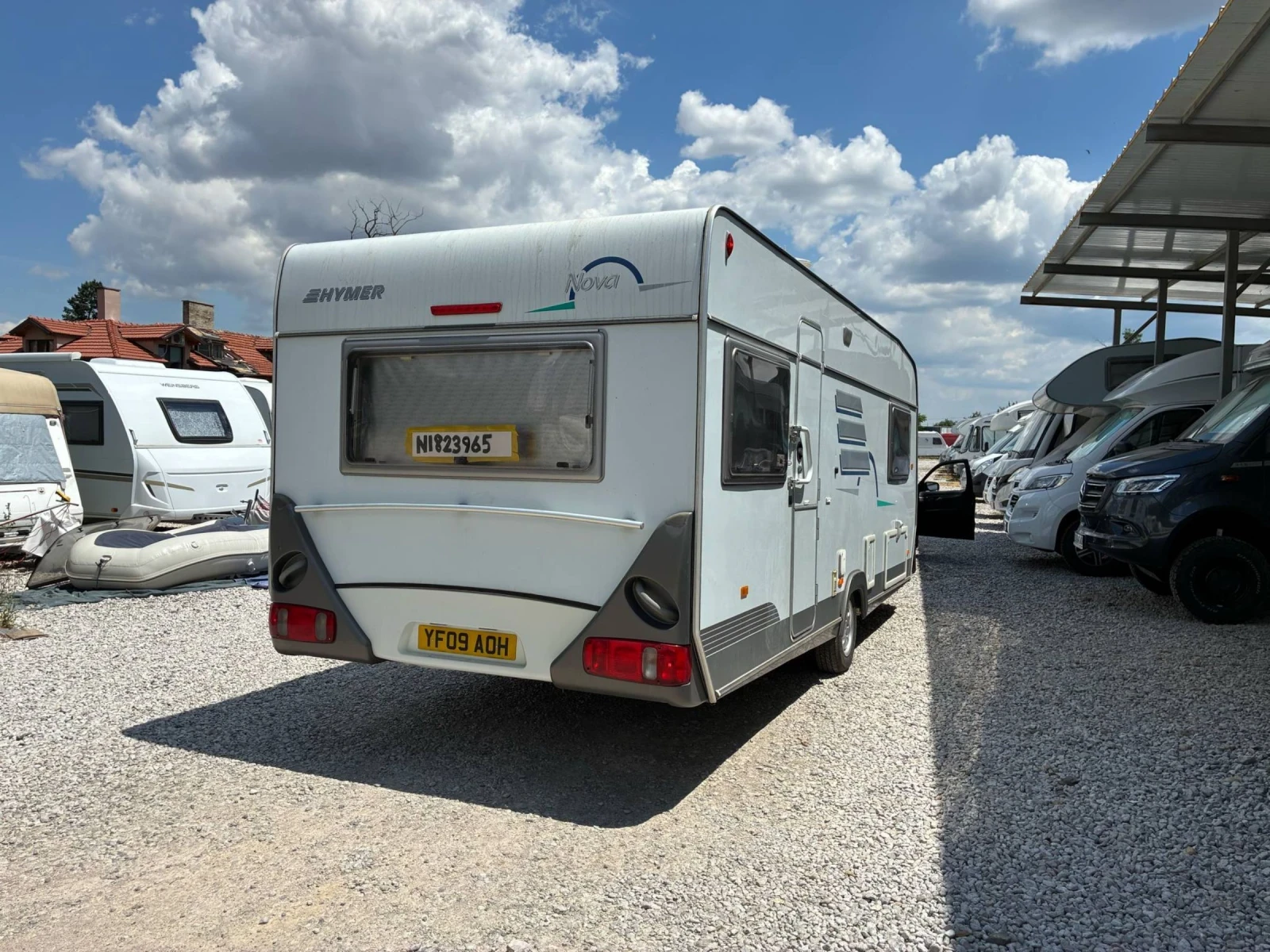 Каравана HYMER / ERIBA Nova 555, снимка 6 - Каравани и кемпери - 54188934