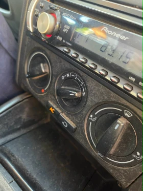 VW Golf 1.6 с газ, снимка 15