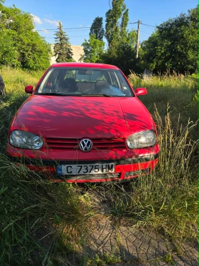 VW Golf 1.6 с газ, снимка 1