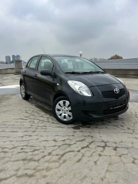 Toyota Yaris БЕНЗИН // 4 ВРАТИ, снимка 1