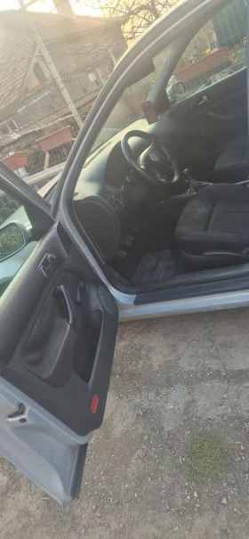 VW Bora - 1500 € / 2933.74 лв. - 50171283 6