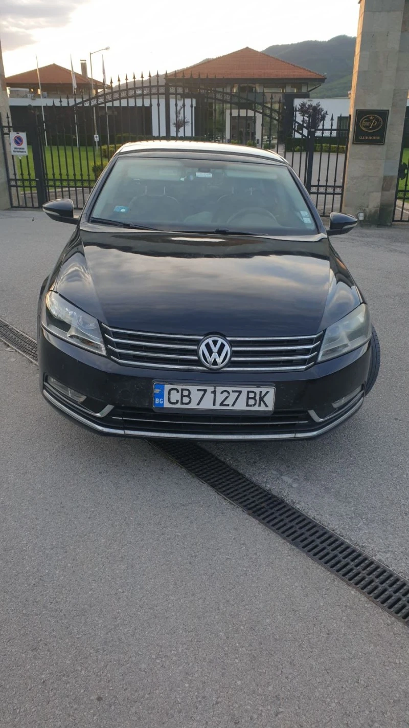 VW Passat, снимка 1 - Автомобили и джипове - 48220736