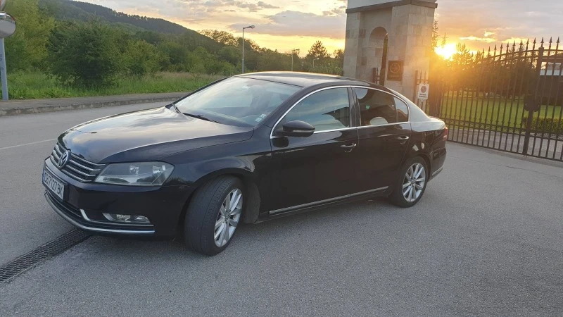 VW Passat, снимка 5 - Автомобили и джипове - 48220736