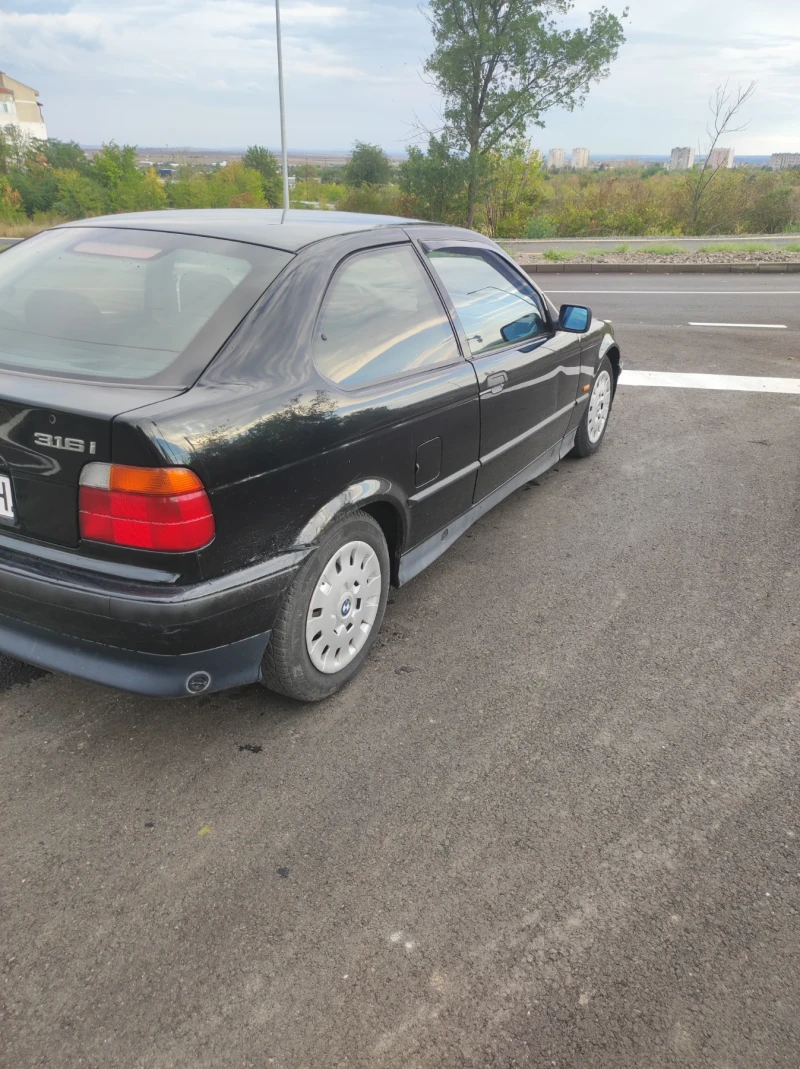 BMW 316 1.9, снимка 3 - Автомобили и джипове - 47233361