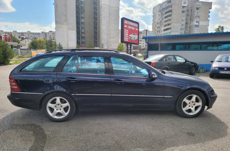 Mercedes-Benz C 270 Avantgarde , снимка 5 - Автомобили и джипове - 47612837