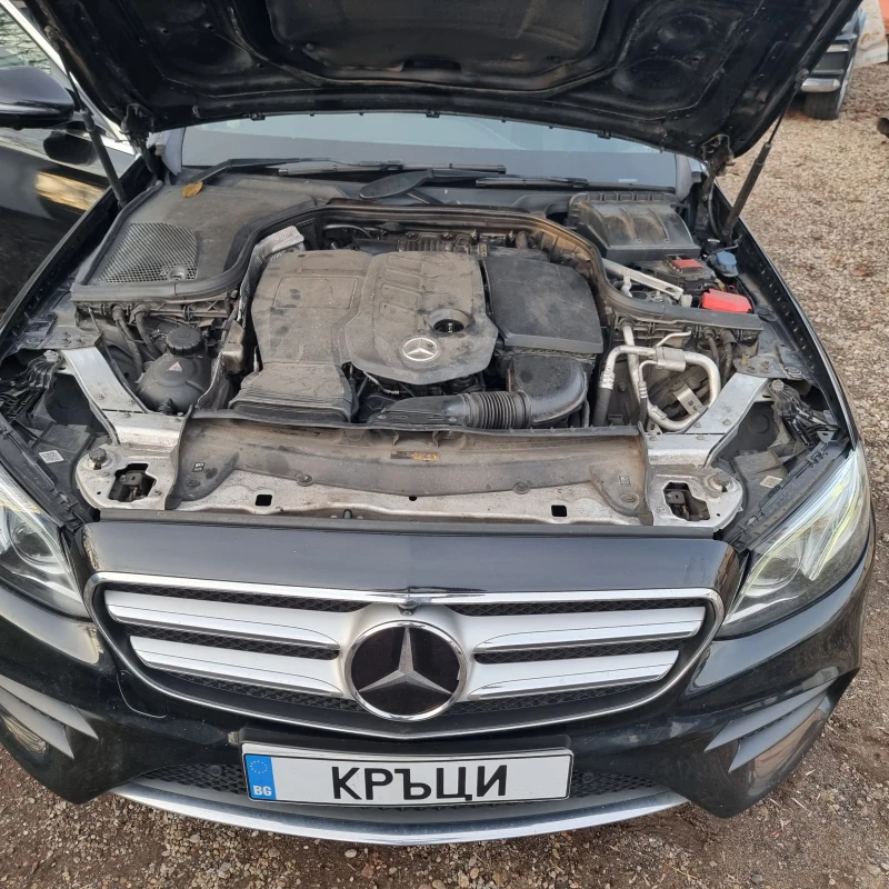 Mercedes-Benz E 220 АМГ Пакет Комби, снимка 16 - Автомобили и джипове - 48030891