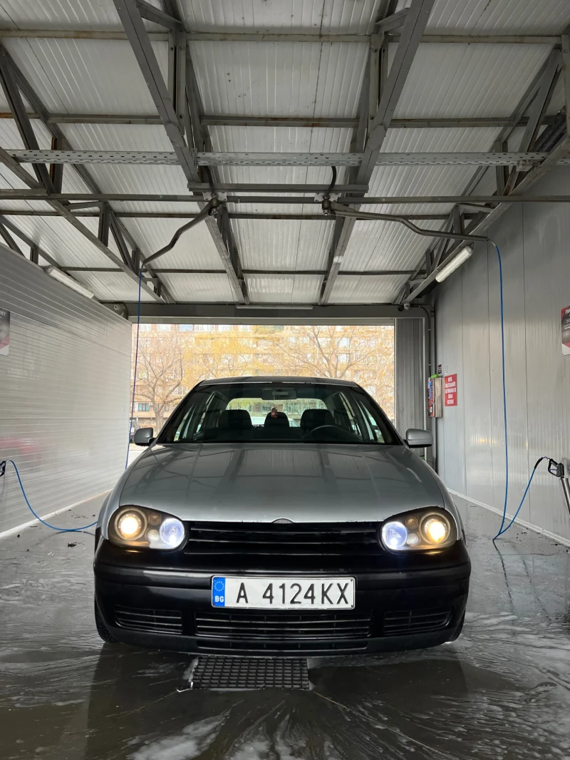 VW Golf, снимка 2 - Автомобили и джипове - 48228005