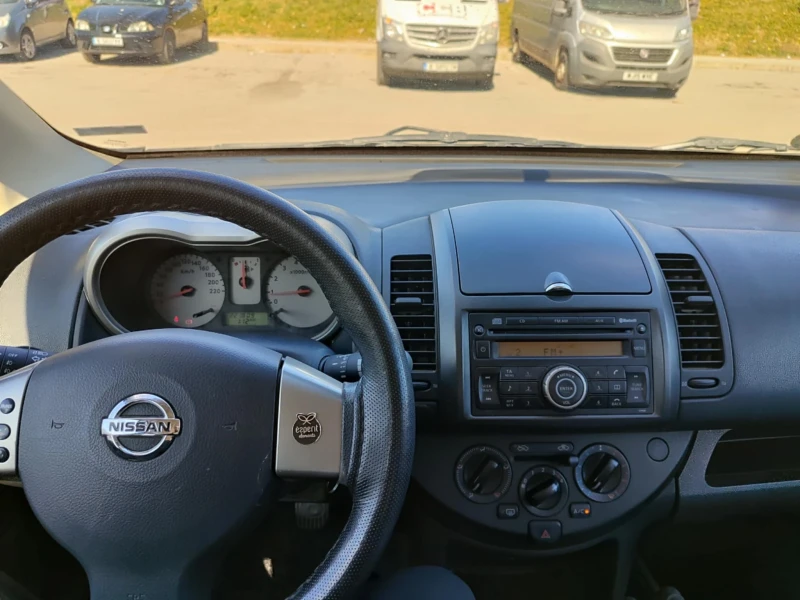 Nissan Note 1.4i + газ.инж , снимка 6 - Автомобили и джипове - 49401539