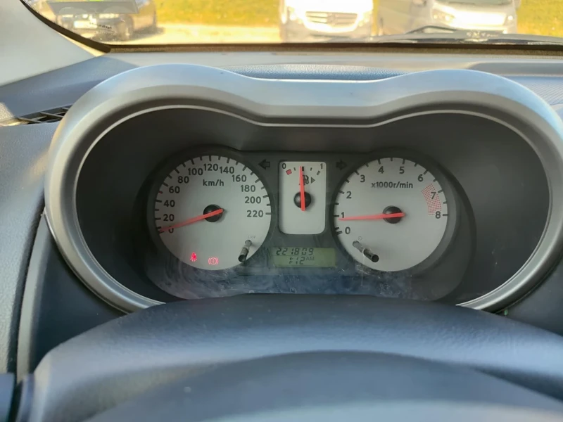 Nissan Note 1.4i + газ.инж , снимка 7 - Автомобили и джипове - 49401539