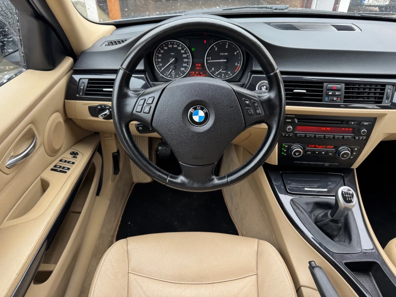 BMW 320 2.0TDI* FACE-LIFT* 6sk* KOJA* KATO NOVA* TOP, снимка 3 - Автомобили и джипове - 49540469