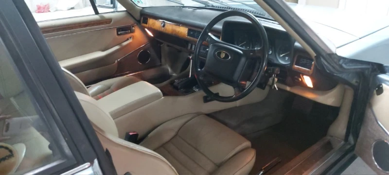 Jaguar Xjs 5.3 V12, снимка 13 - Автомобили и джипове - 51882170