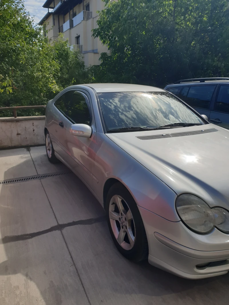 Mercedes-Benz C 220, снимка 3 - Автомобили и джипове - 51466068