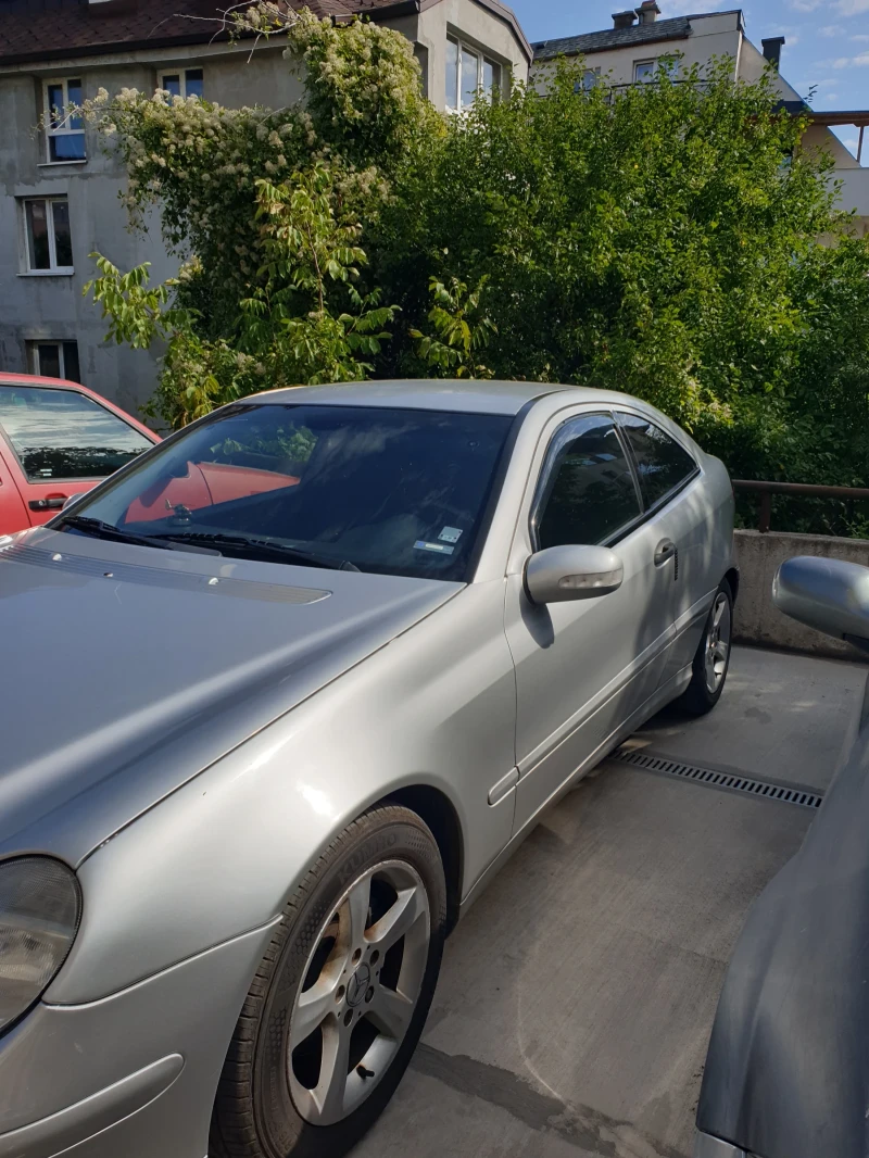 Mercedes-Benz C 220, снимка 4 - Автомобили и джипове - 51466068