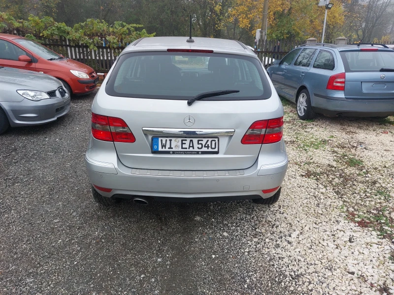 Mercedes-Benz B 180, снимка 5 - Автомобили и джипове - 52402294