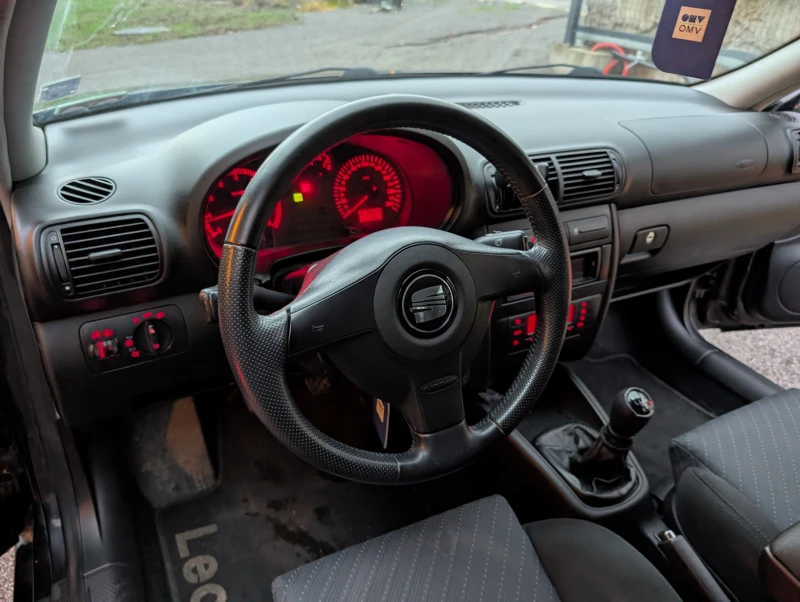 Seat Leon 1.8T 20V , снимка 8 - Автомобили и джипове - 52686213
