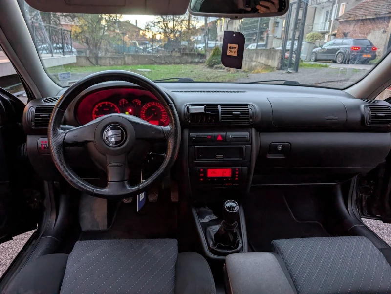 Seat Leon 1.8T 20V , снимка 10 - Автомобили и джипове - 52686213