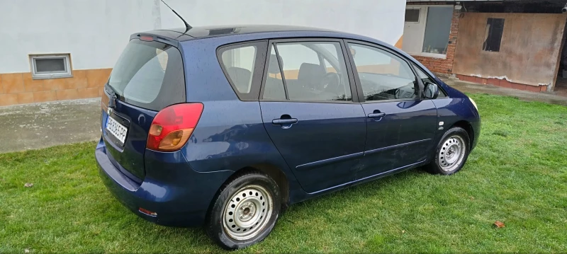 Toyota Corolla verso, снимка 4 - Автомобили и джипове - 53089289