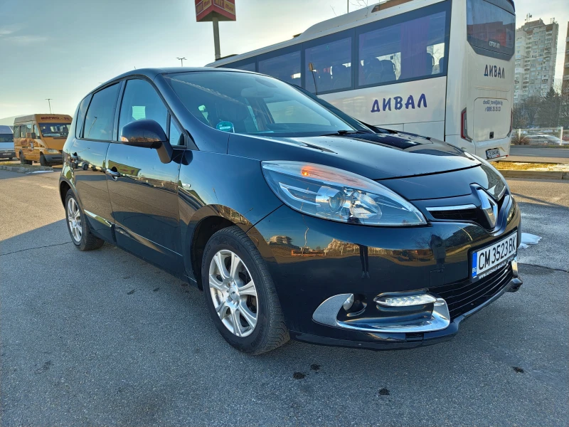 Renault Scenic BOSE 1.6 DCI, снимка 3 - Автомобили и джипове - 53309287
