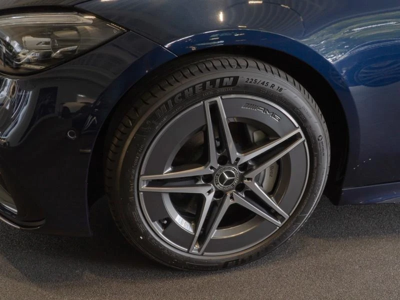 Mercedes-Benz C 200 AMG/ 4-MATIC/ LED/ CAMERA/ KEYLESS/ 18/ - изображение 2