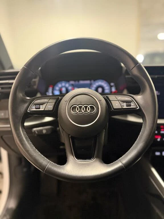 Audi A3 S-Line* HeadUp* АвтоКредит* (ЦЕНА ДО БГ), снимка 11 - Автомобили и джипове - 53224452