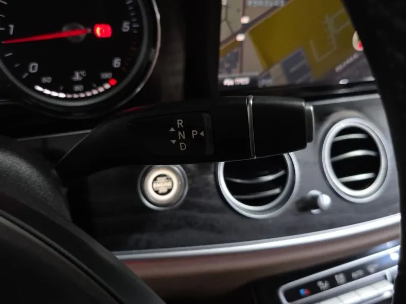 Mercedes-Benz E 200 | Mobile.bg � ����������� 9
