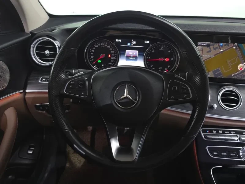 Mercedes-Benz E 200 | Mobile.bg � ����������� 13