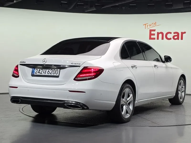 Mercedes-Benz E 200 | Mobile.bg � ����������� 2