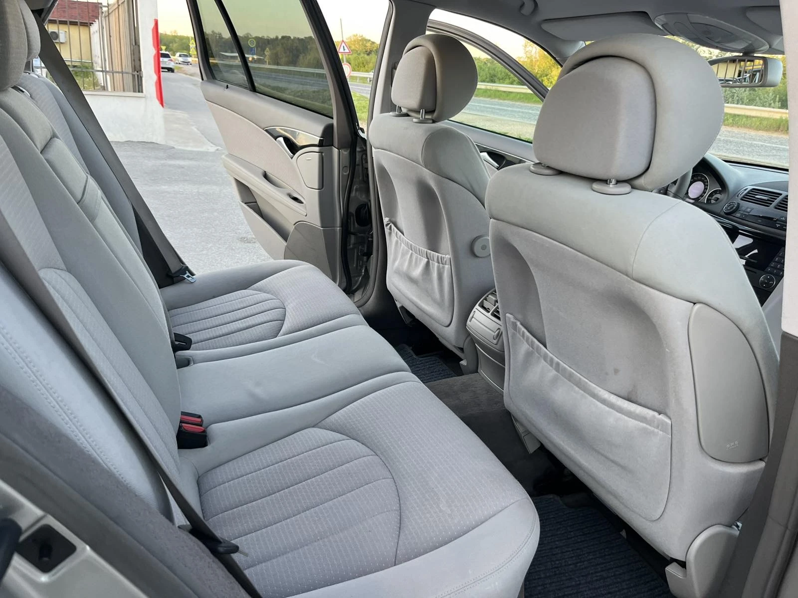 Mercedes-Benz E 280 FACE 3.0I 231кс ГАЗОВ ИНЖЕКЦИОН АВТОПИЛОТ ПОДГРЕВ - изображение 9