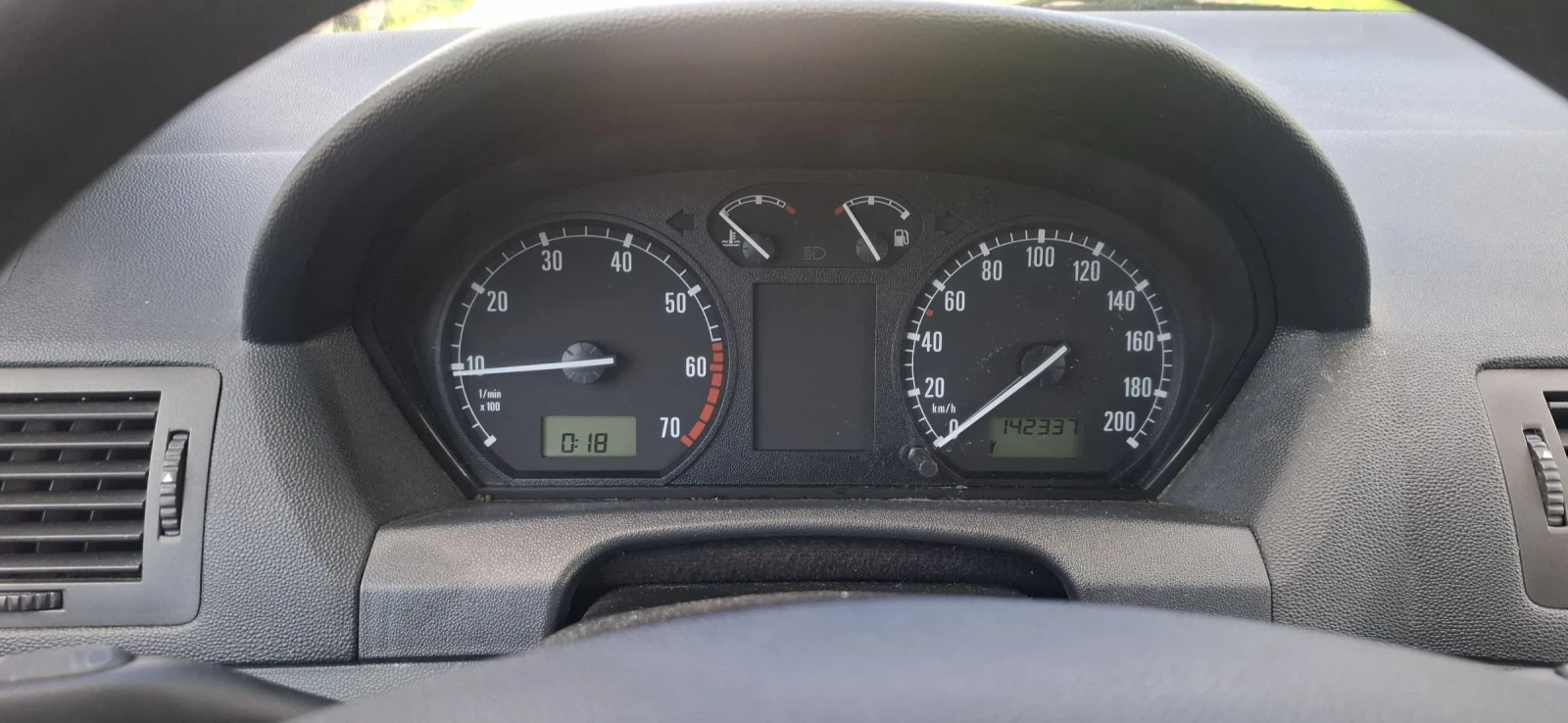Skoda Fabia 1.2 - изображение 9