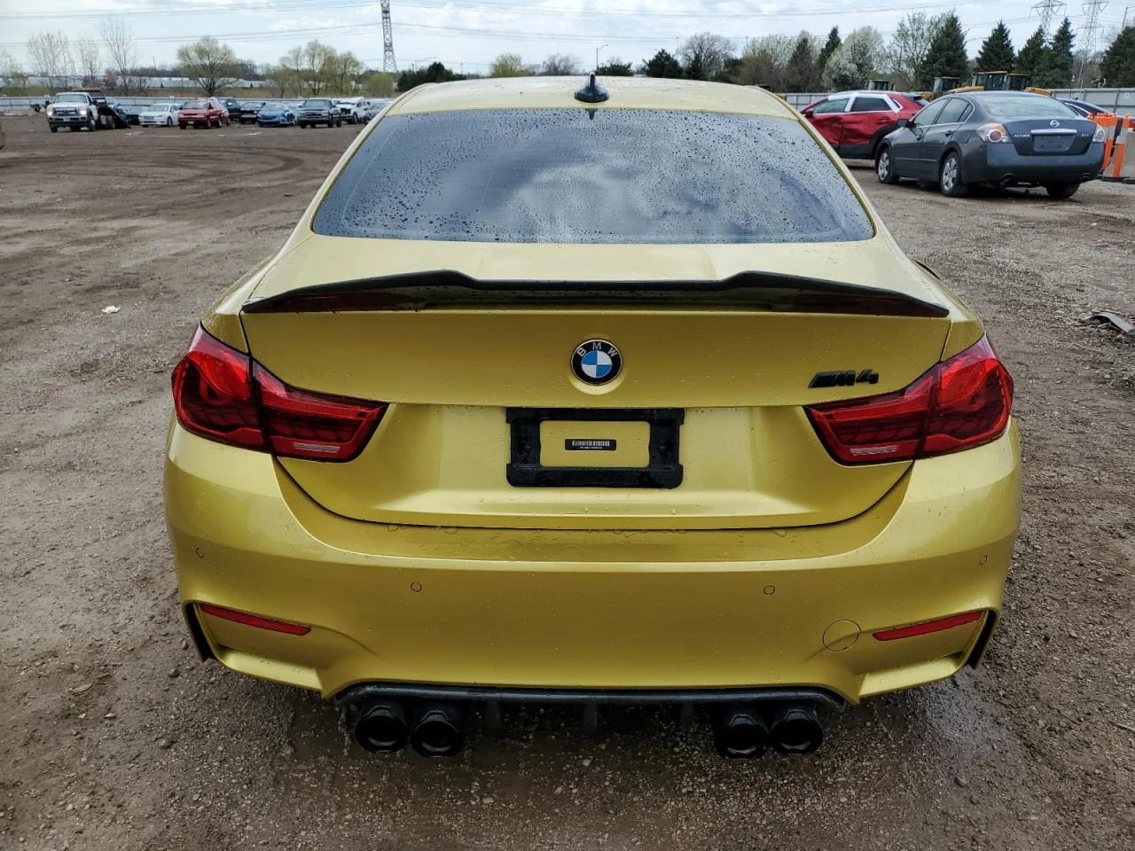BMW M4 HEAD UP* КАМЕРА* РЪЧНА - изображение 5