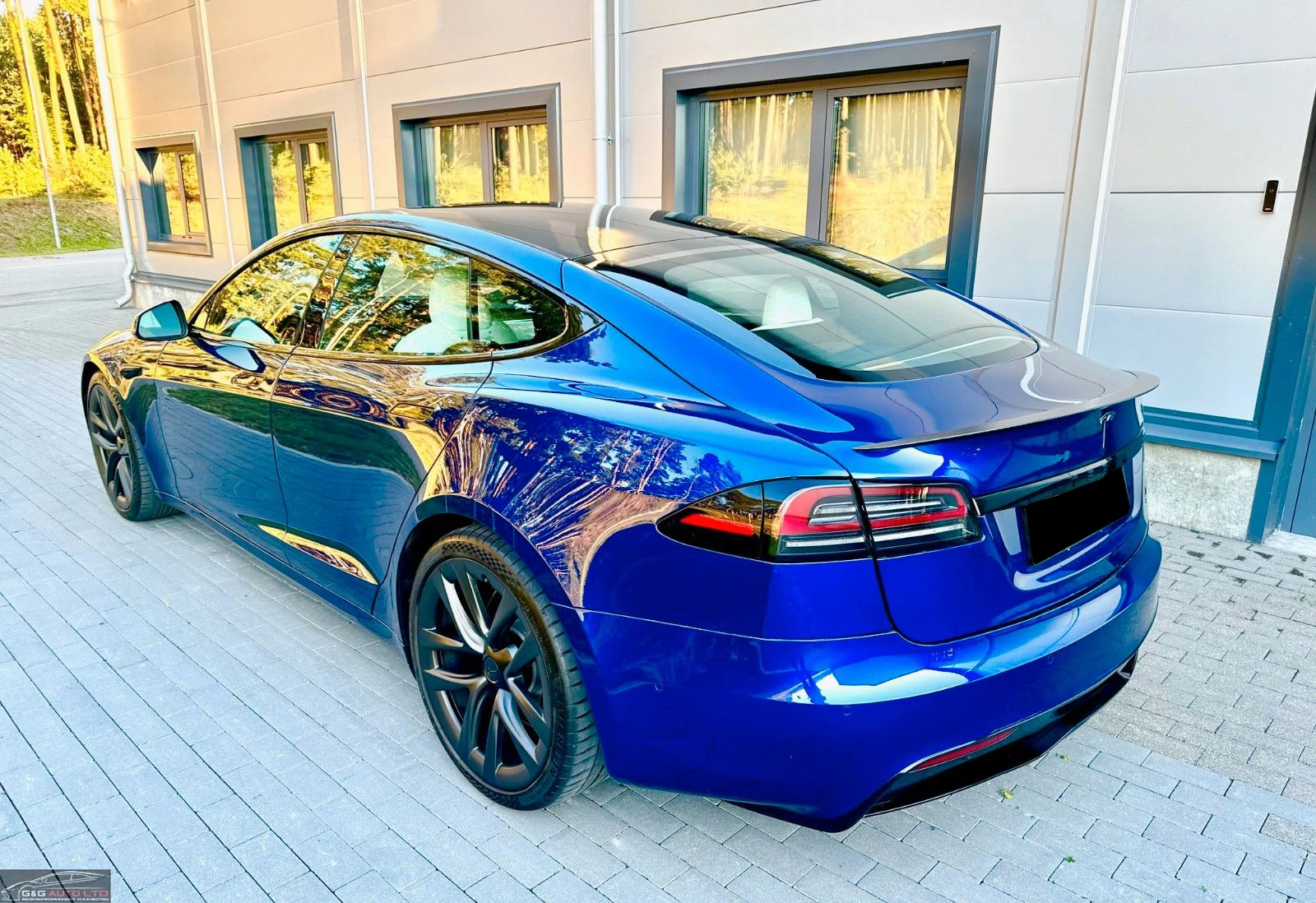 Tesla Model S PLAID/1020HP/PANO/NAVI/LED/KLESS/163f - изображение 2