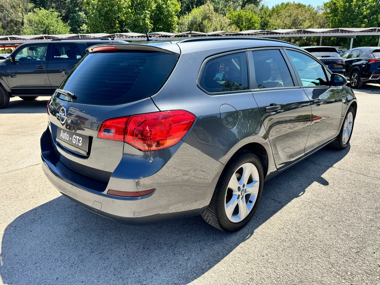 Opel Astra 1.4i 101к.с 2011г.Внос Италия  - изображение 4