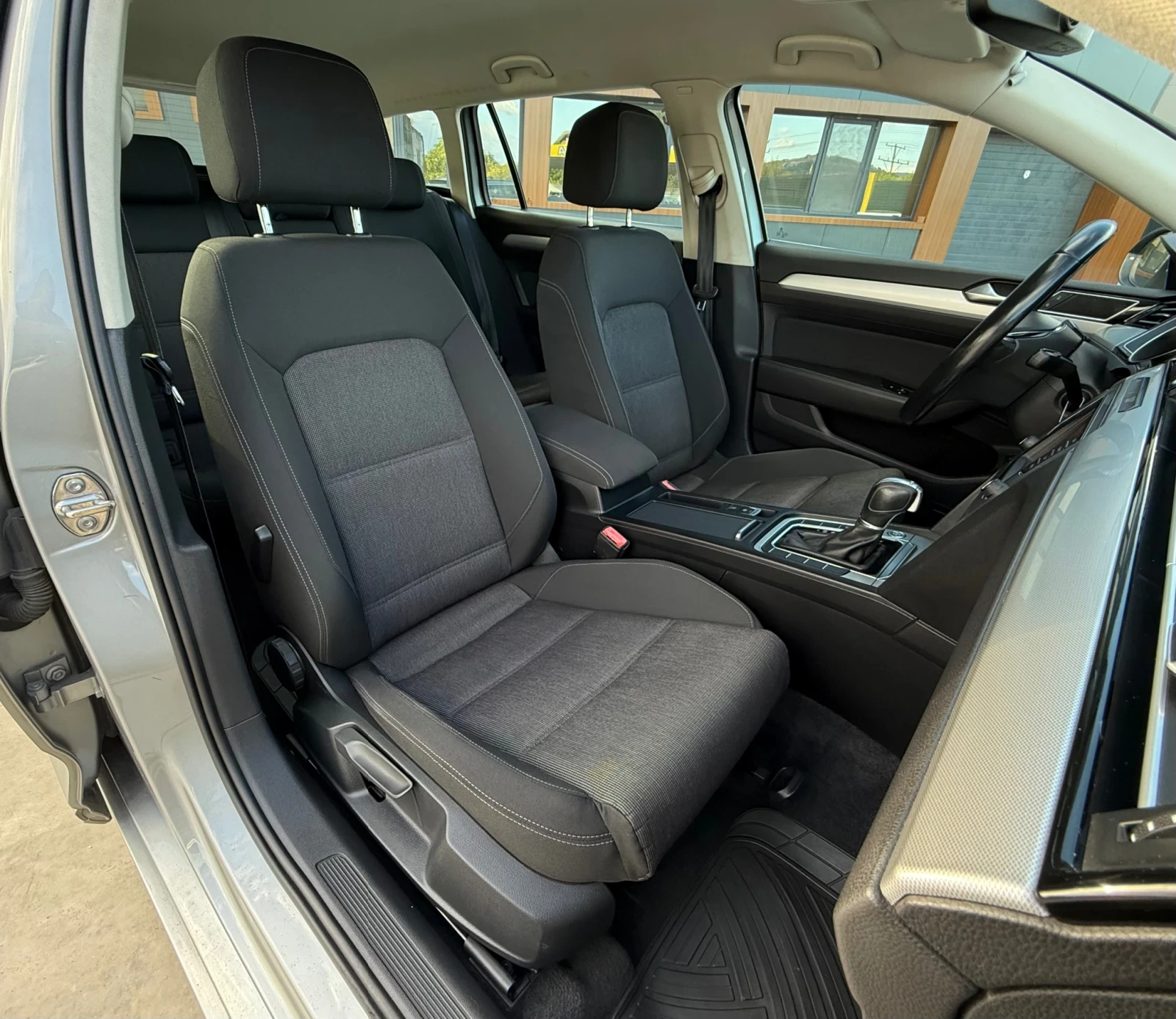 VW Passat 1.6TDi 120 * * * *  | Mobile.bg   13