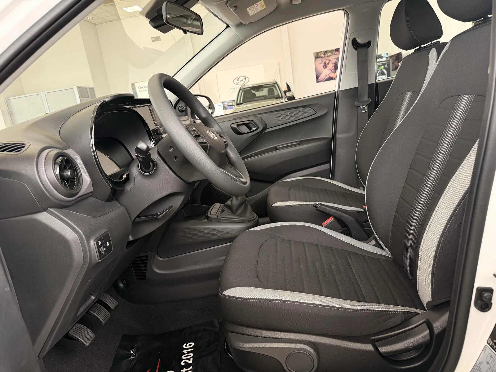 Hyundai I10 i10 AC3 Business 1.0 MPI 63 .. 5MT | Mobile.bg   10