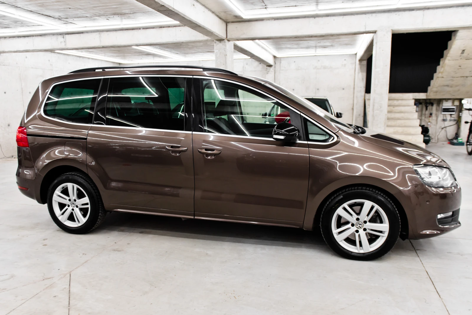 VW Sharan 2.0 TDI* Match Edition* Eл.врати - изображение 7