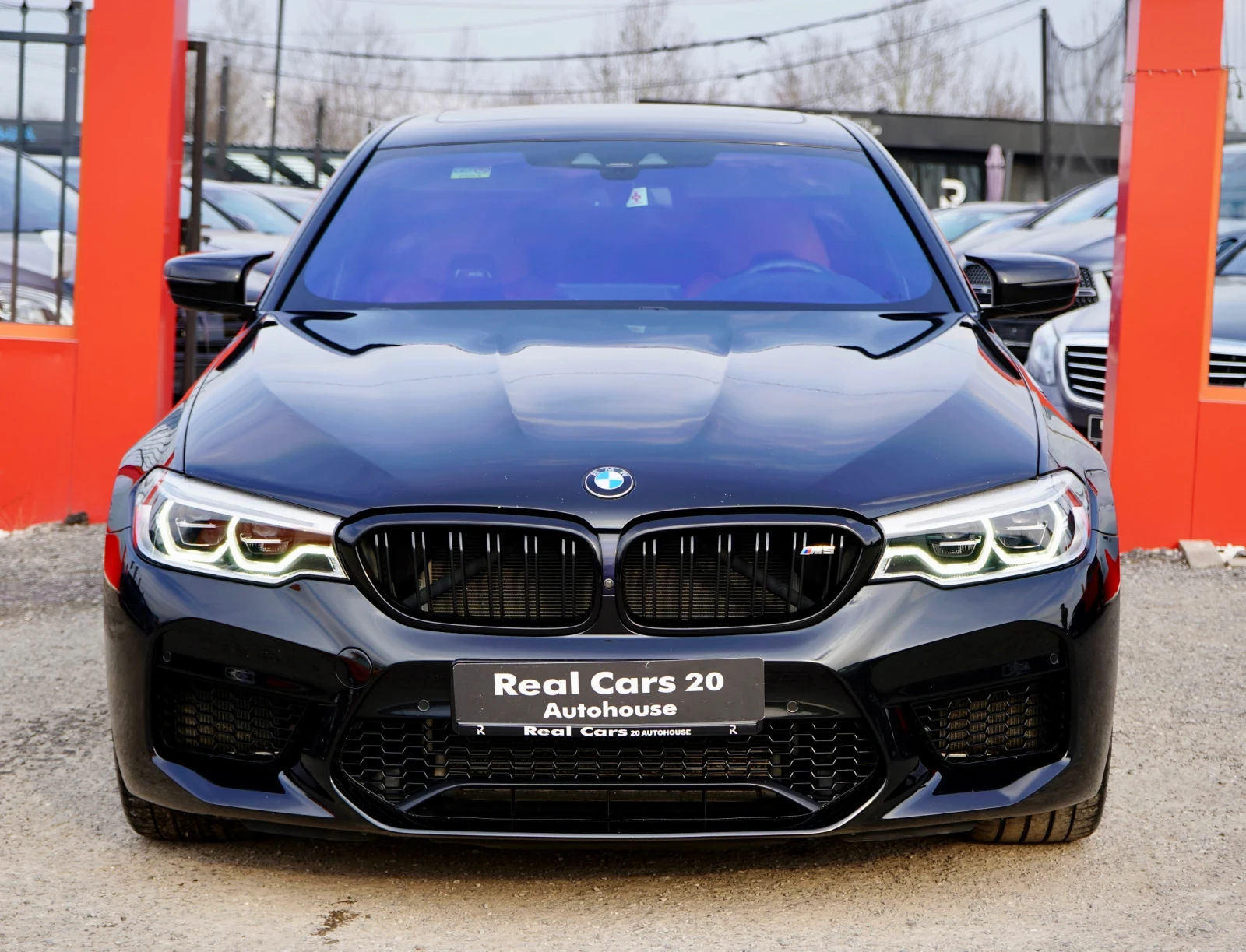 BMW M5 * Drivers Package* Sports exhaust * HUD* M-Seats* , снимка 2 - Автомобили и джипове - 53877994