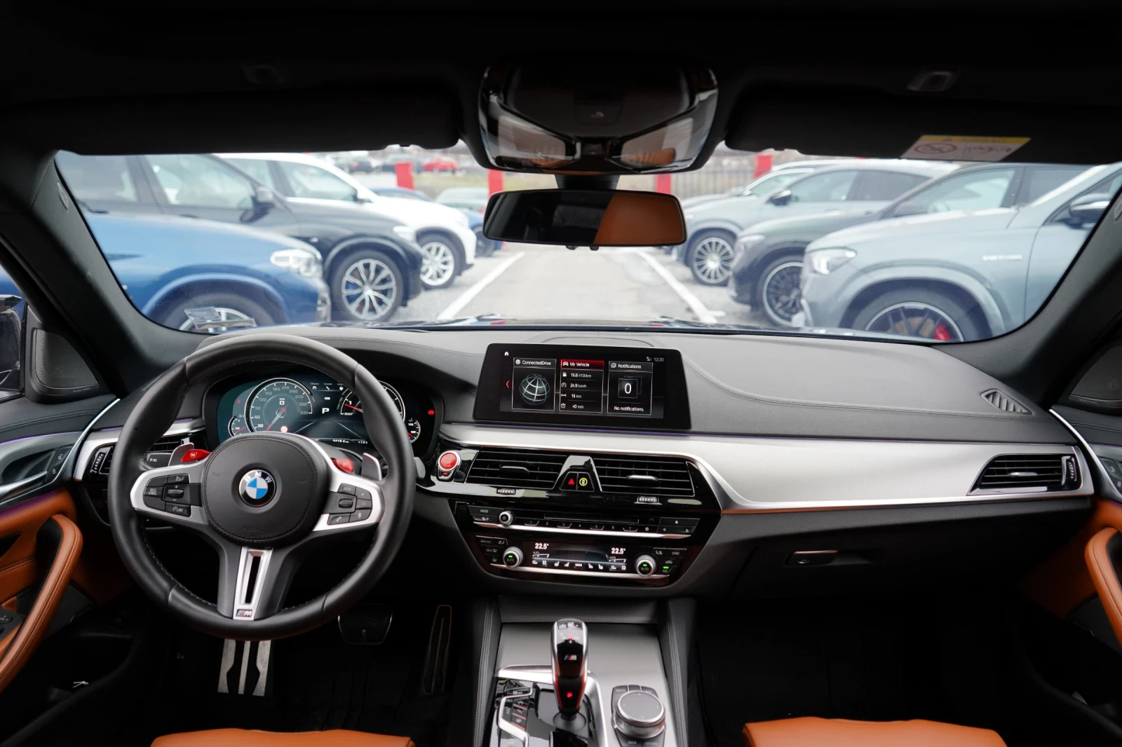 BMW M5 * Drivers Package* Sports exhaust * HUD* M-Seats* , снимка 13 - Автомобили и джипове - 53877994