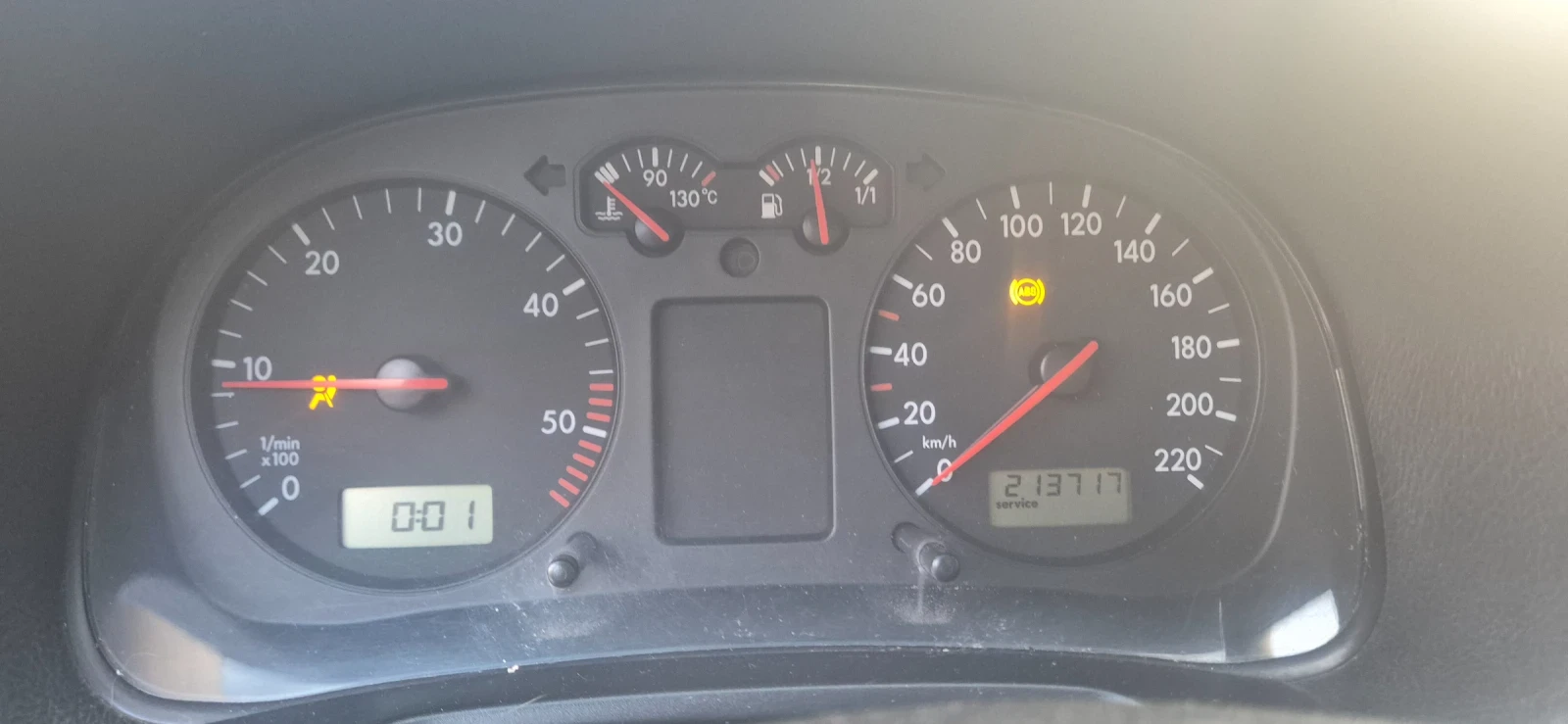 VW Bora, снимка 9 - Автомобили и джипове - 54058569