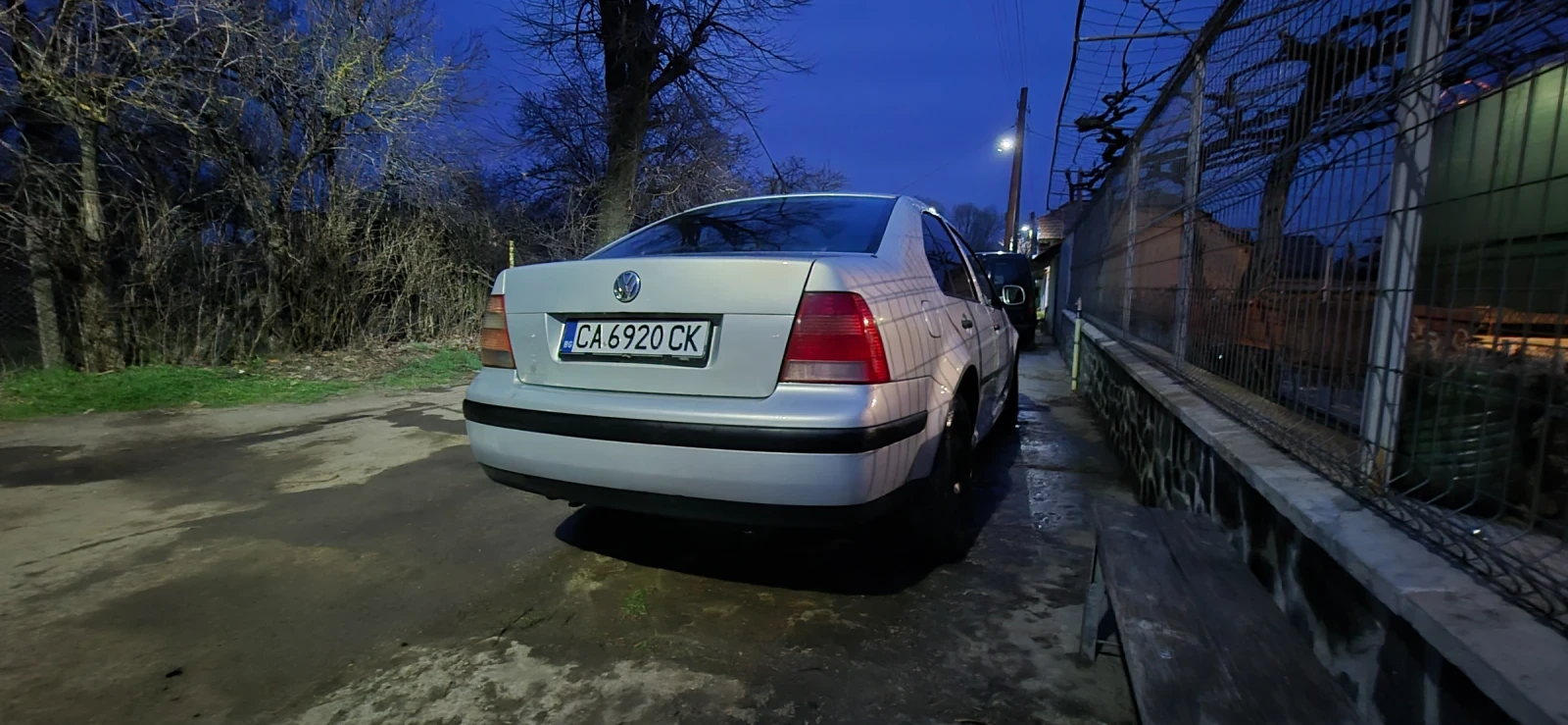VW Bora, снимка 4 - Автомобили и джипове - 54058569