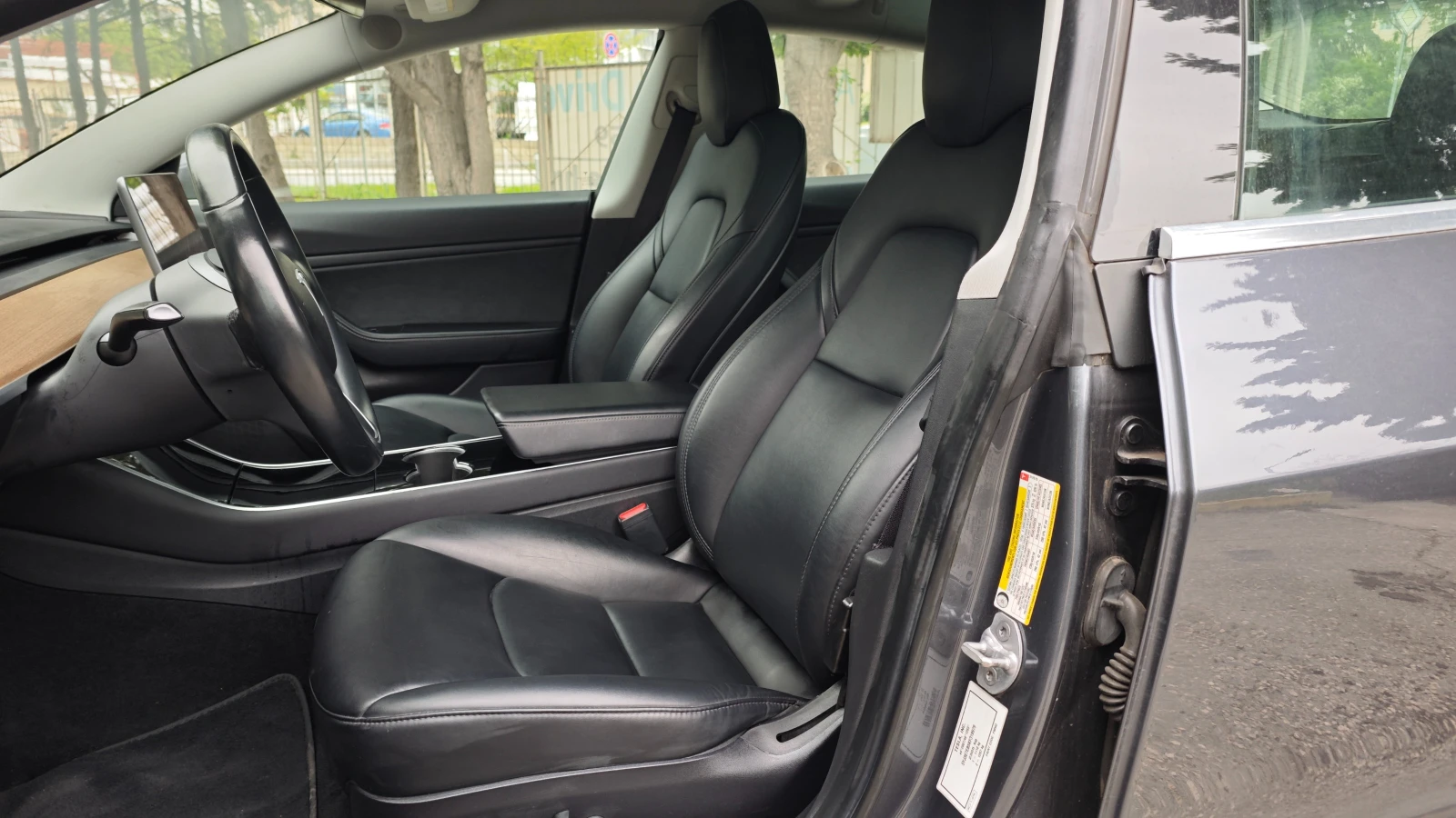 Tesla Model 3 Long Range AWD , снимка 9 - Автомобили и джипове - 54058823