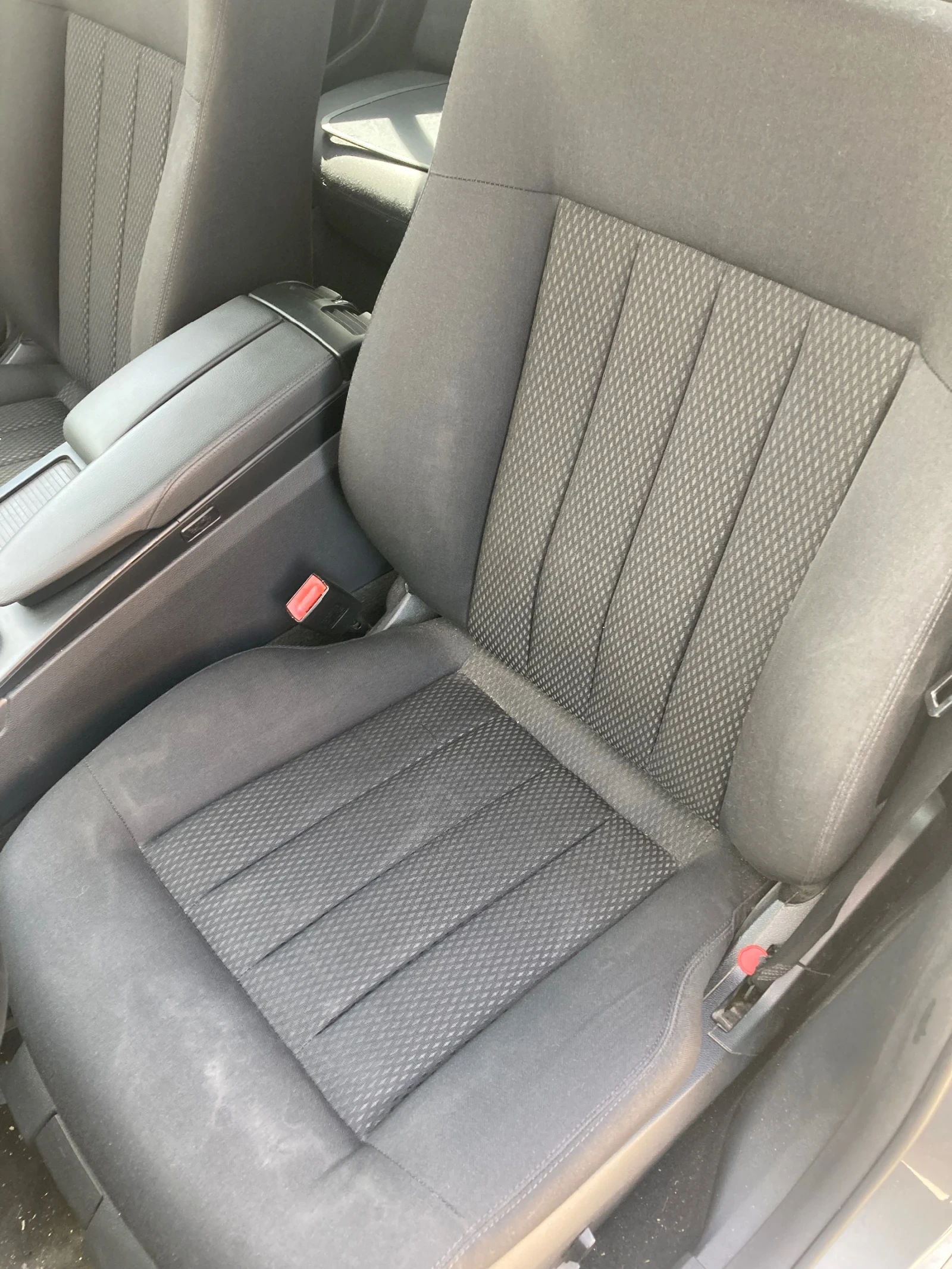 Mercedes-Benz E 220 220 cdi, снимка 8 - Автомобили и джипове - 54218373