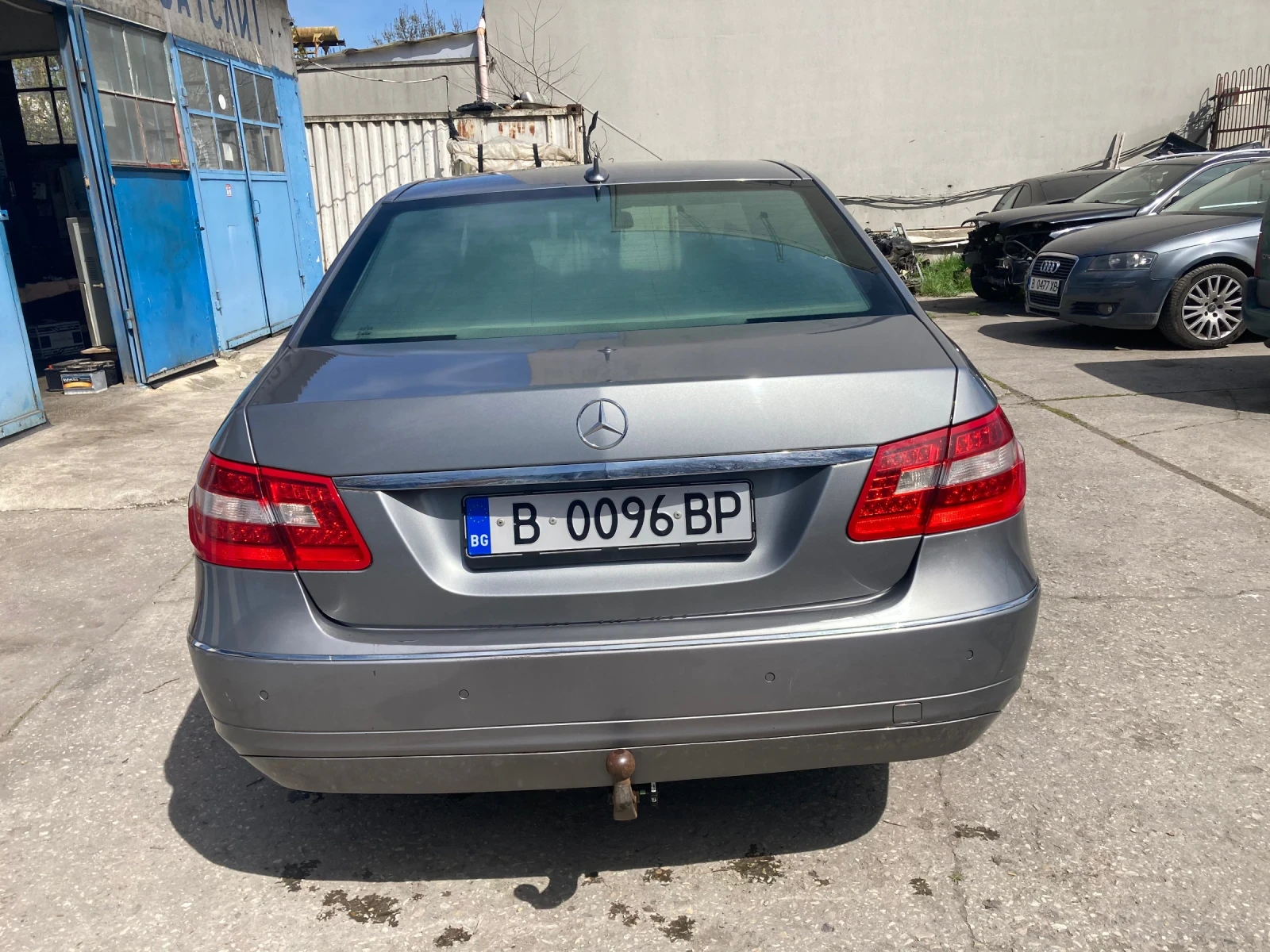 Mercedes-Benz E 220 220 cdi, снимка 2 - Автомобили и джипове - 54218373