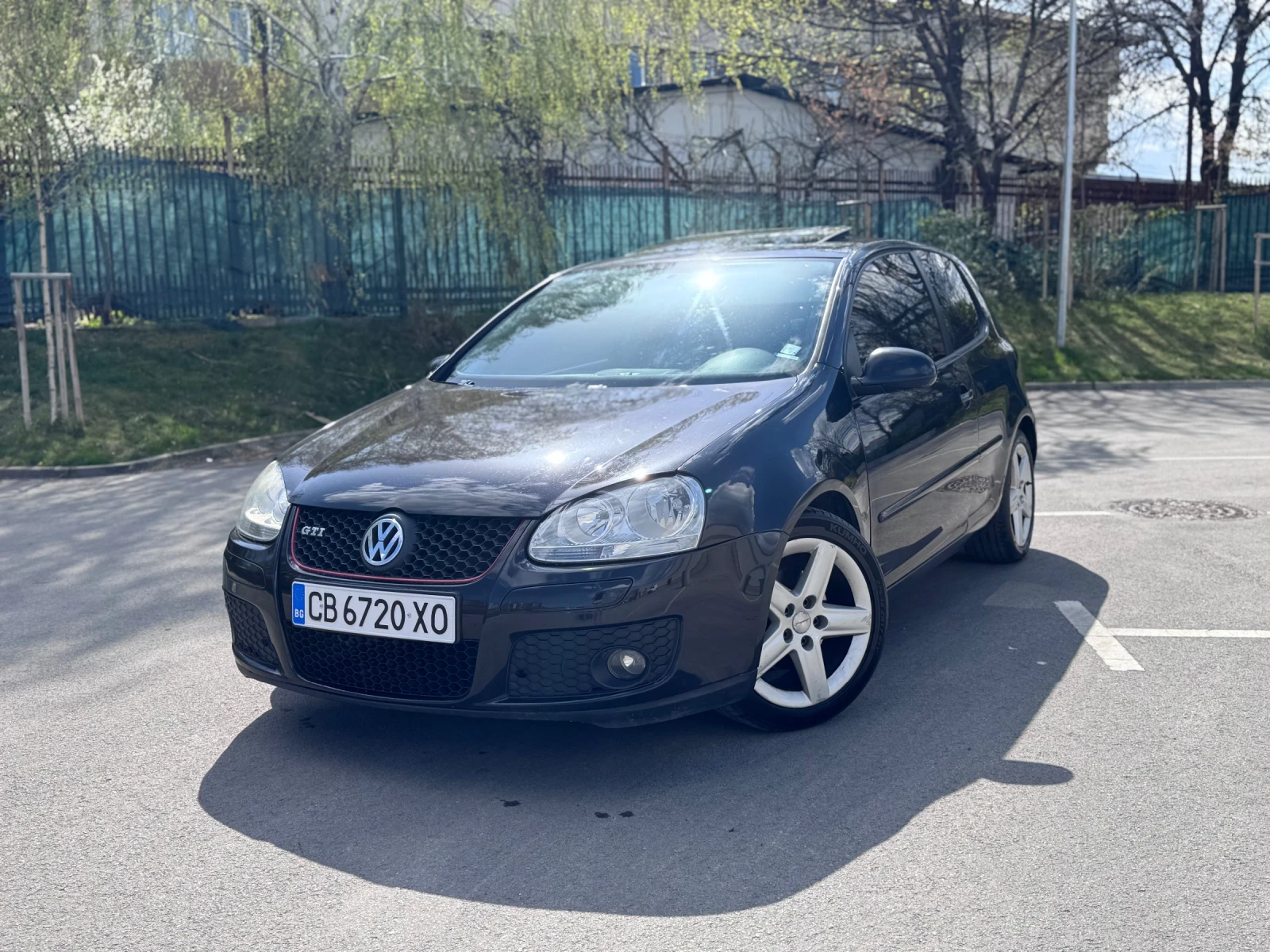 VW Golf 1.9 TDI GT, снимка 3 - Автомобили и джипове - 54229326