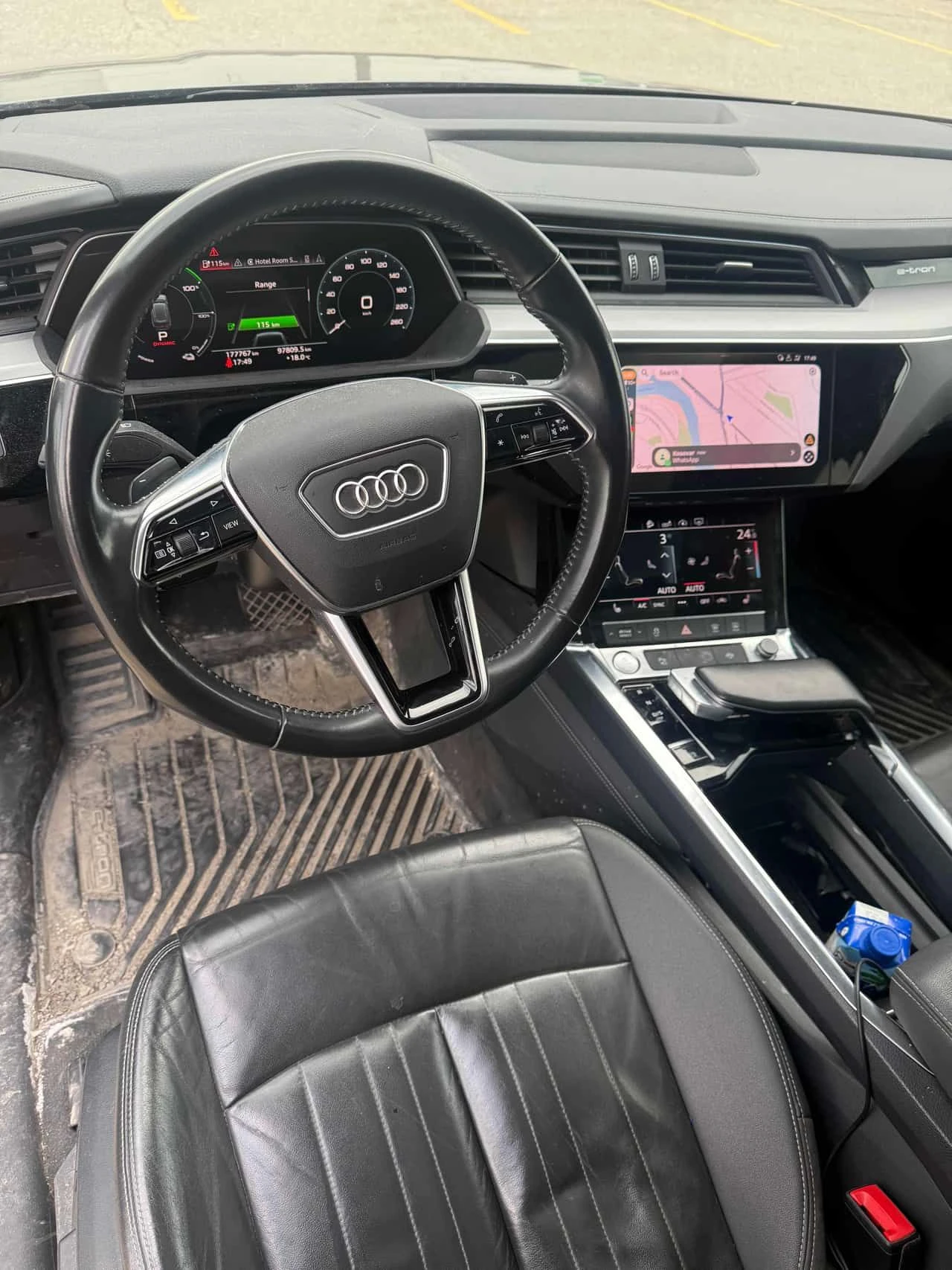 Audi E-Tron Progressiv  CARFAX, снимка 5 - Автомобили и джипове - 54357207