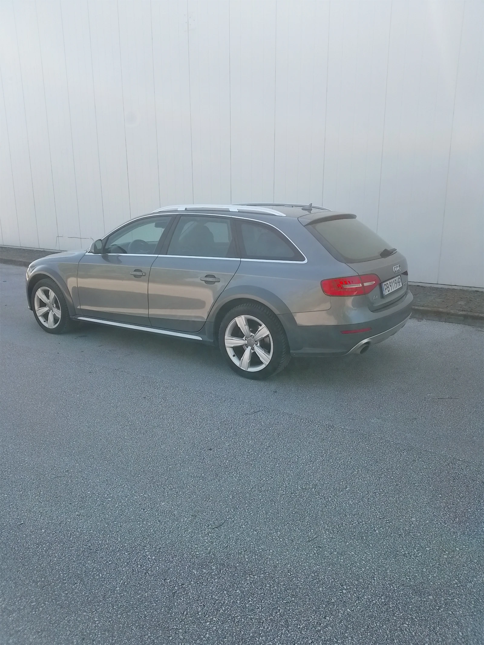 Audi A4 Allroad Quattro , снимка 7 - Автомобили и джипове - 54412043