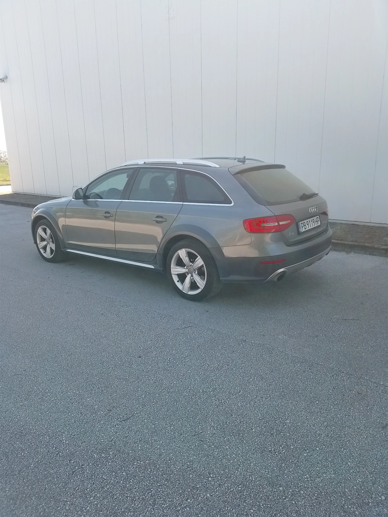 Audi A4 Allroad Quattro , снимка 4 - Автомобили и джипове - 54412043