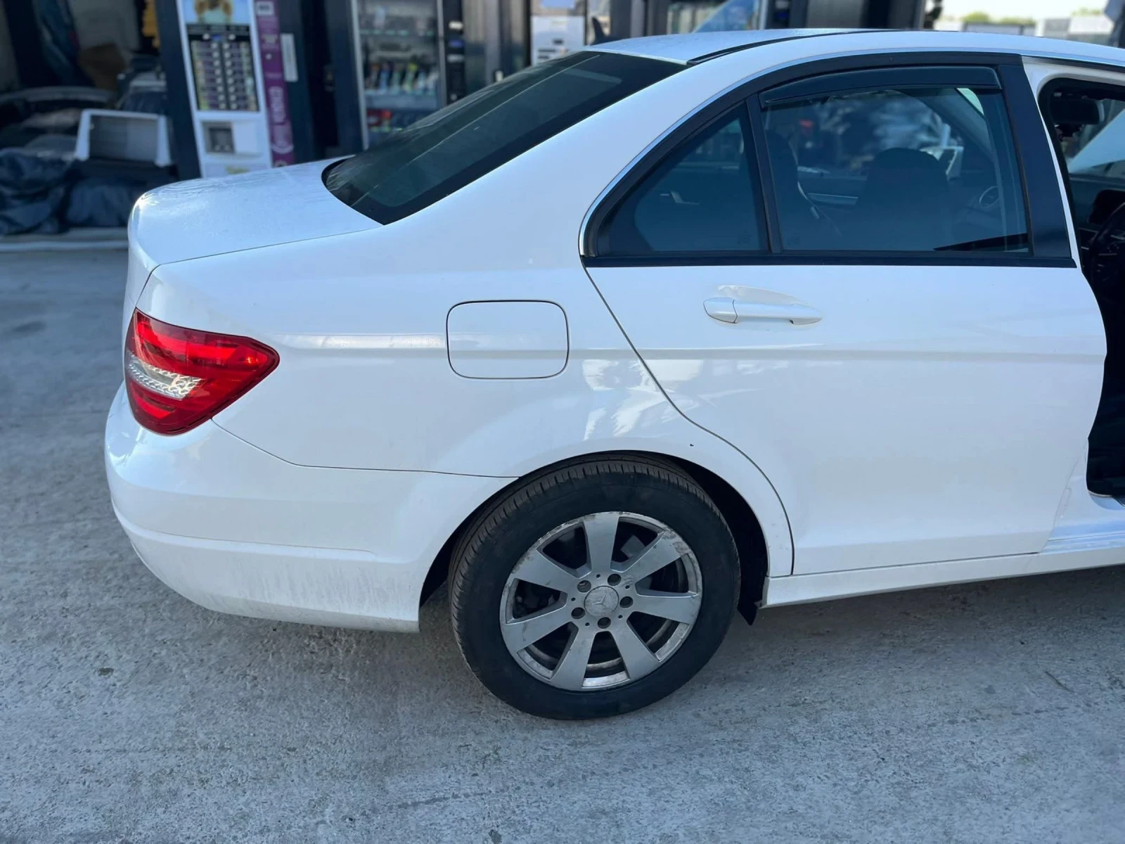 Mercedes-Benz C 180 274, снимка 6 - Автомобили и джипове - 54467914